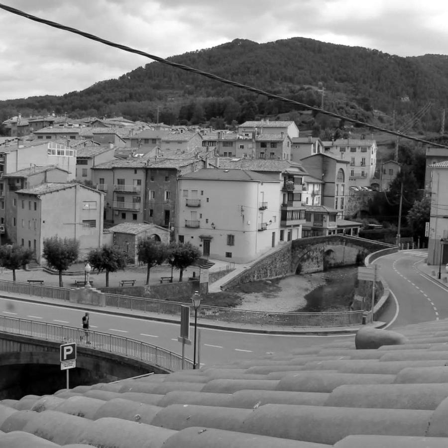 Hostal Fonda Cerdanya La Pobla de Lillet Exterior photo
